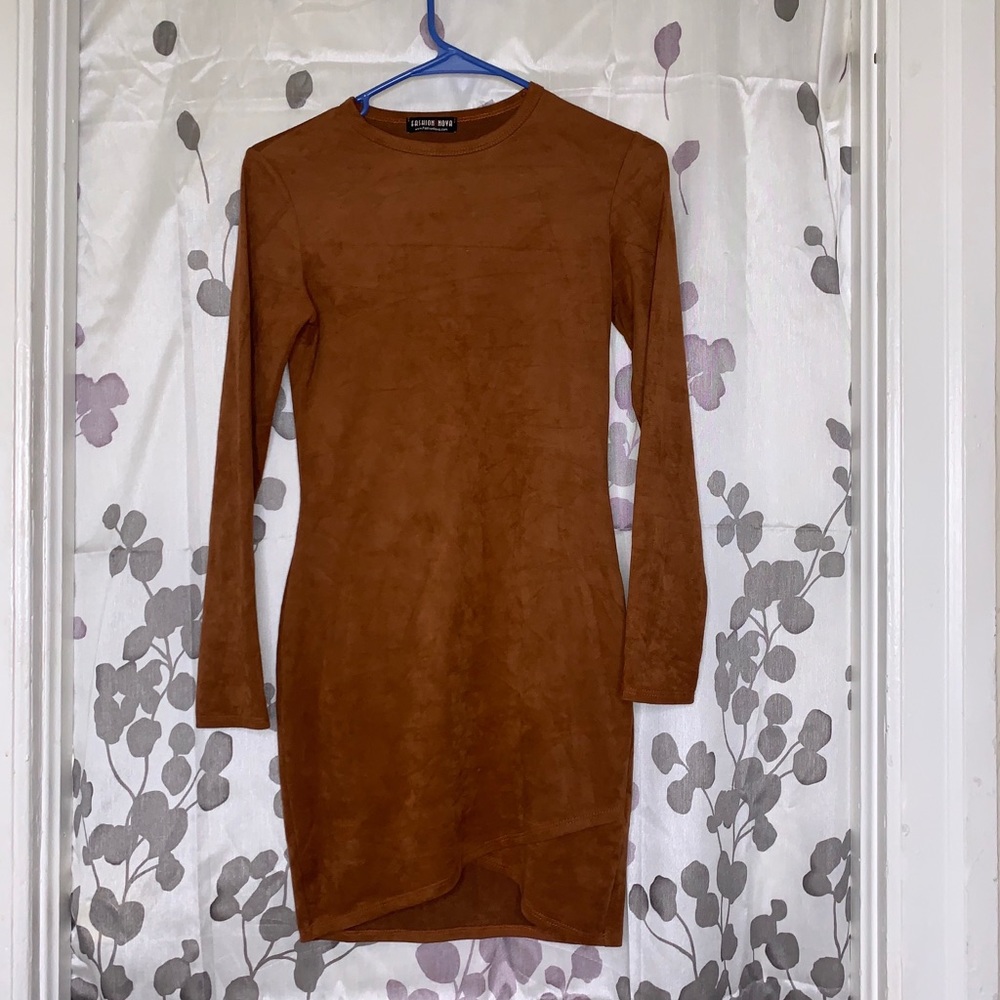 Brown Long sleeved suede dress